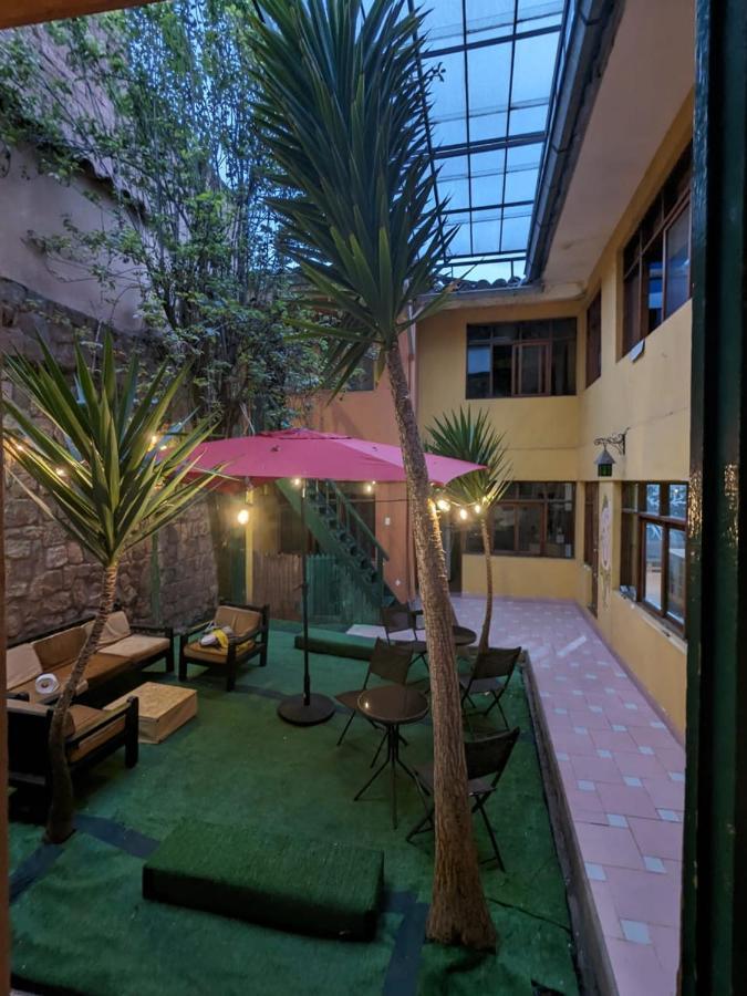 Lord Shiva Hostel クスコ エクステリア 写真