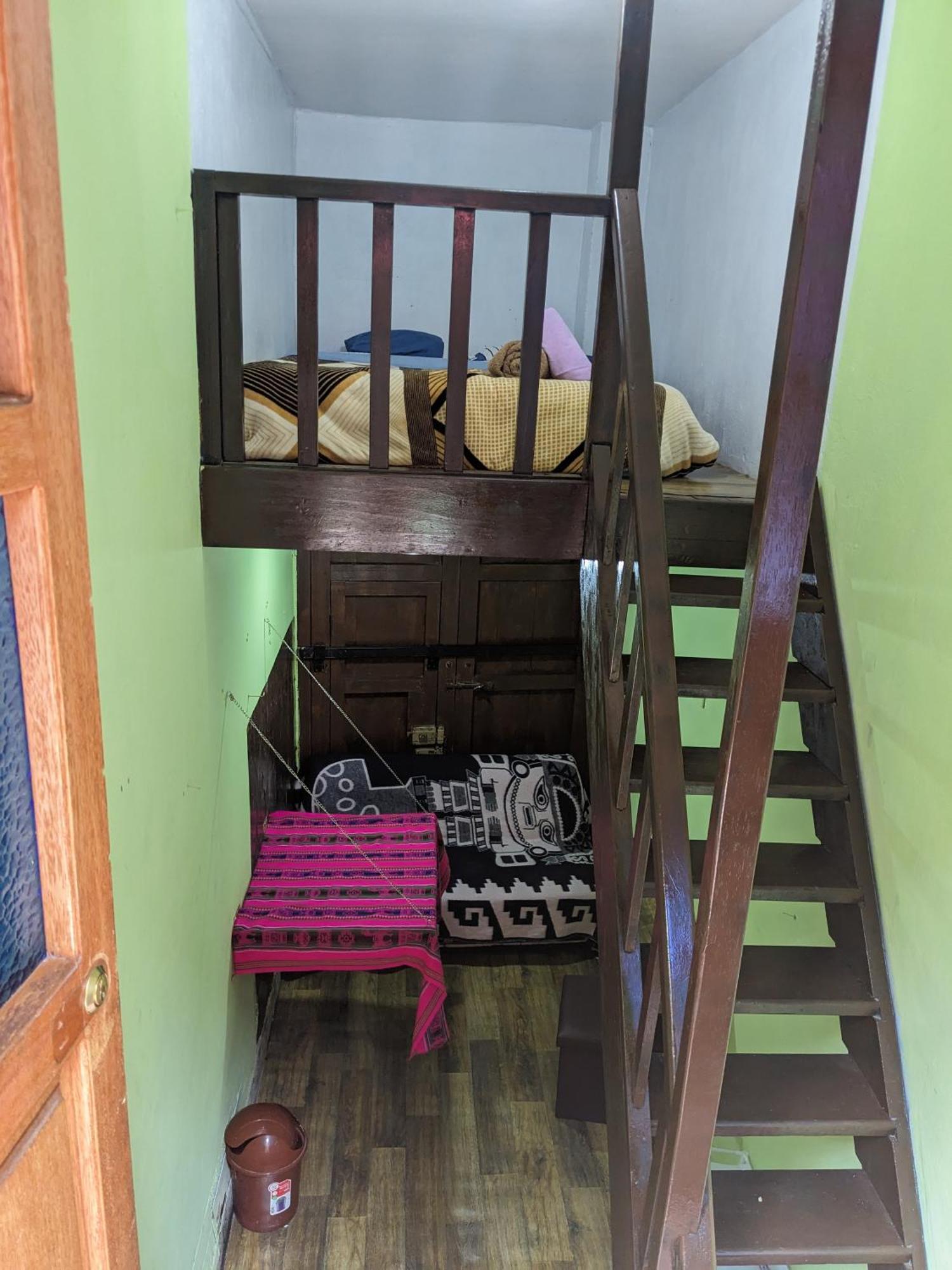 Lord Shiva Hostel クスコ エクステリア 写真