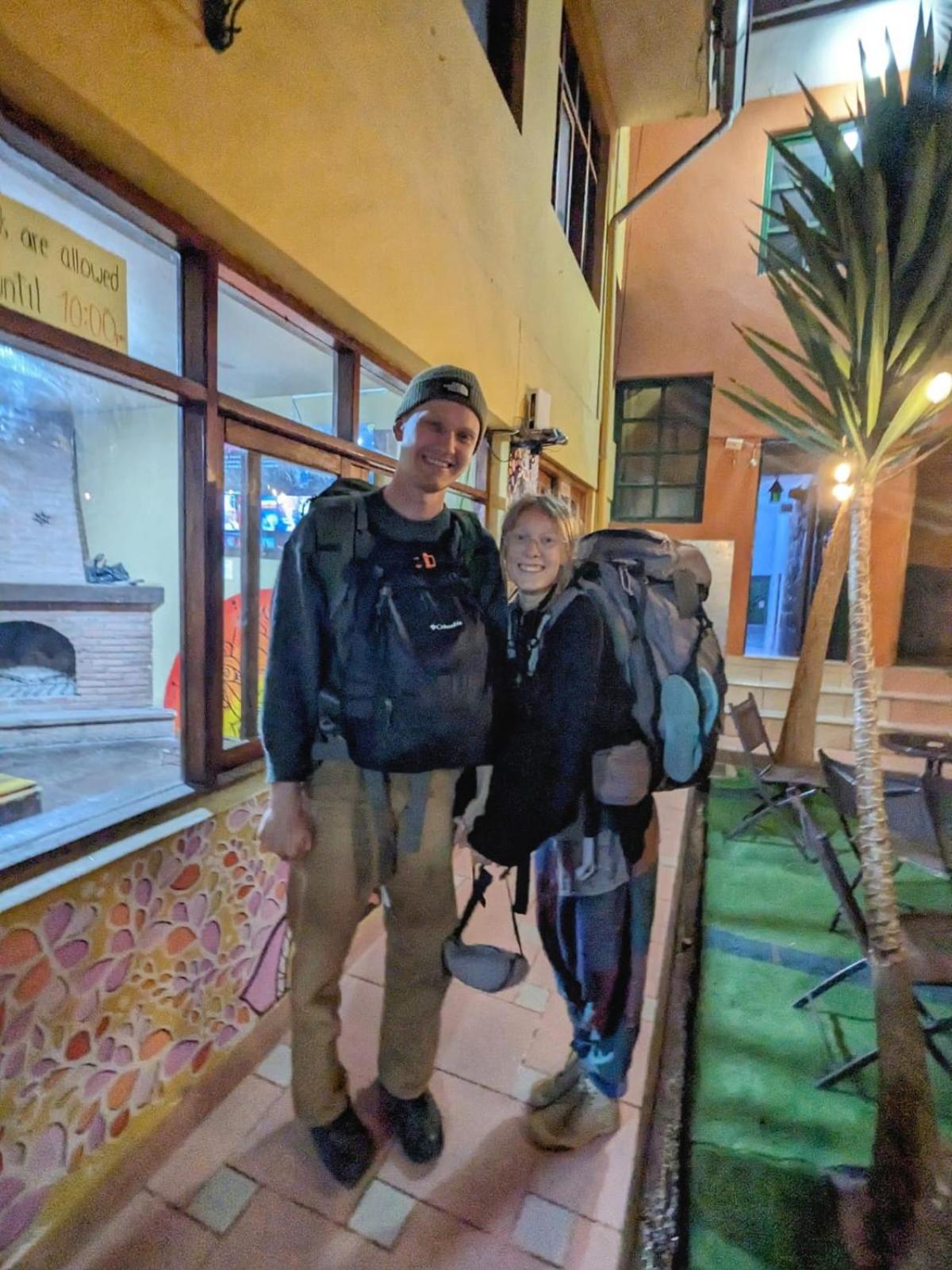 Lord Shiva Hostel クスコ エクステリア 写真